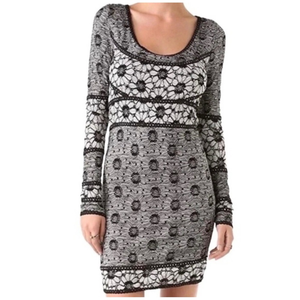 Free People Black White Floral Lace Long Sleeve Mini Dress Scoop Neck Bodycon M
